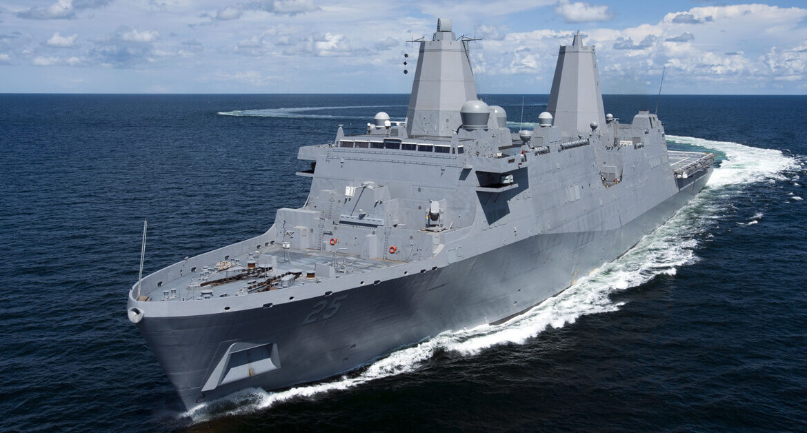 The USS Somerset (LPD 25) San Antonio-class amphibious transport dock ship of the U.S. Navy